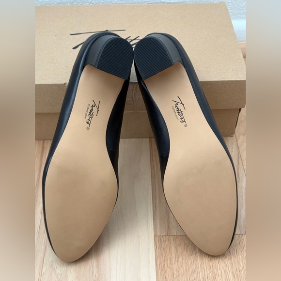 Trotters Women's Jamie Dress Pump  size 8.5 M - Picture 12 of 14
